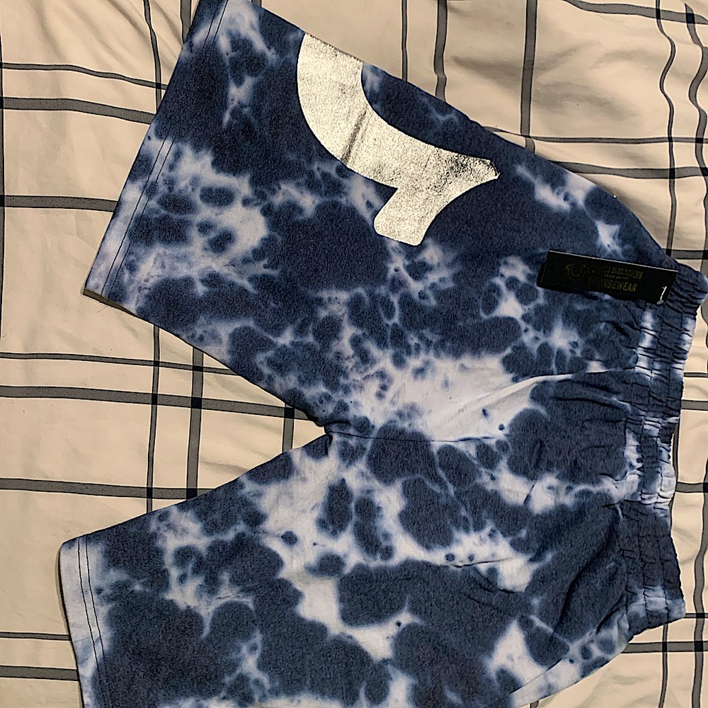 True religion loungewear men’s blue tiedye shorts